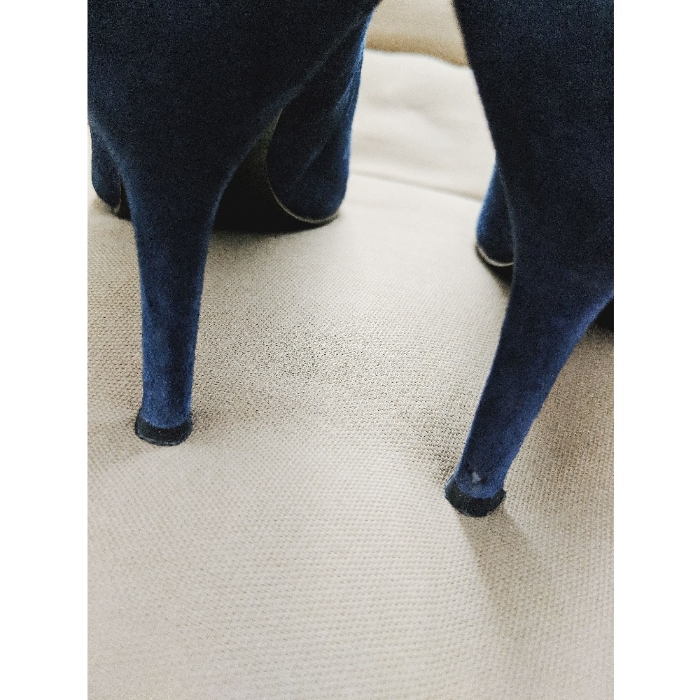 Nine West suede pumps - Picture 2 of 5